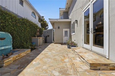 Live the South Bay Dream in Hollywood Riviera! Sitting proudly - photo 26