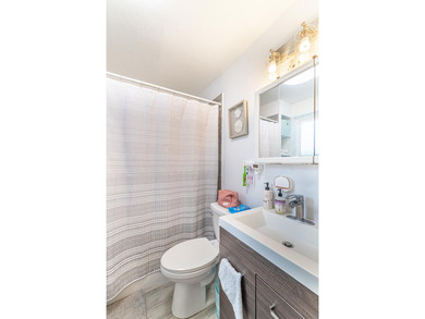 Don't miss this incredible opportunity to own an updated duplex - photo 28