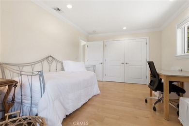 Live the South Bay Dream in Hollywood Riviera! Sitting proudly - photo 40