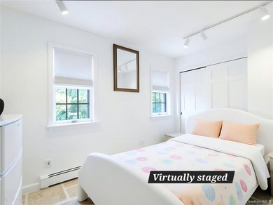 Renovated in 2020. 3 Bedrooms,1 Full Bath Cozy Colonial Zoned in - photo 1