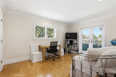 Live the South Bay Dream in Hollywood Riviera! Sitting proudly - photo 41