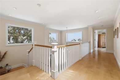 Live the South Bay Dream in Hollywood Riviera! Sitting proudly - photo 42