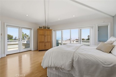 Live the South Bay Dream in Hollywood Riviera! Sitting proudly - photo 43