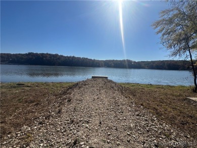 Lake of the Ozarks Acreage For Sale in Barnett Missouri