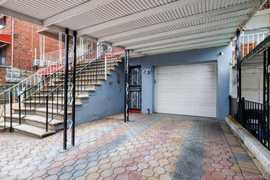 Welcome to 3241 Colden Avenue, a beautifully maintained - photo 3
