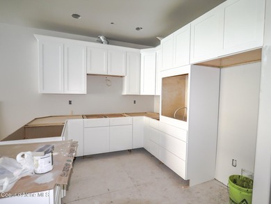 Luxury Lake view living nestled between Lake Pend Orielle and - photo 11