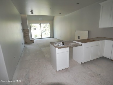 Luxury Lake view living nestled between Lake Pend Orielle and - photo 12