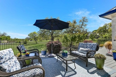 Tucked into the quiet charm of Horseshoe Bay Proper, 101 Western - photo 21