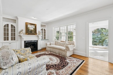 Welcome to 660 Ayers Drive - a spacious, custom-built family - photo 22
