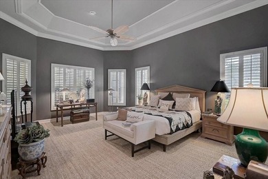 **IMPRESSIVE GOLF COURSE ESTATE IN THE HIGHLY SOUGHT-AFTER OAKS - photo 22