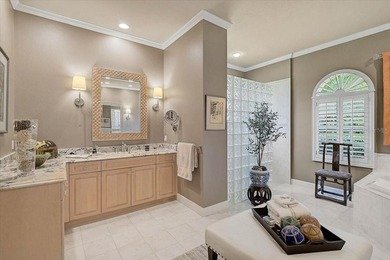 **IMPRESSIVE GOLF COURSE ESTATE IN THE HIGHLY SOUGHT-AFTER OAKS - photo 27