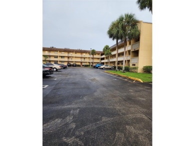 (private lake, pond, creek) Condo For Sale in Tamarac Florida