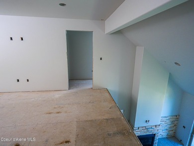 Luxury Lake view living nestled between Lake Pend Orielle and - photo 32