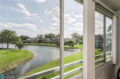 (private lake, pond, creek) Condo For Sale in West Palm Beach Florida