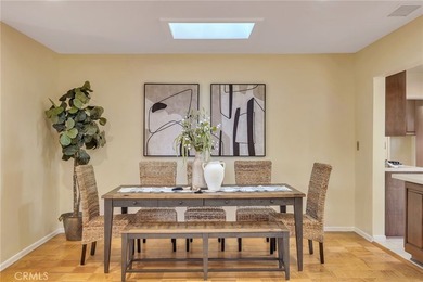 Love at first sight! A welcoming open-concept floorpan greets - photo 12