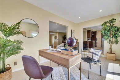 Love at first sight! A welcoming open-concept floorpan greets - photo 16