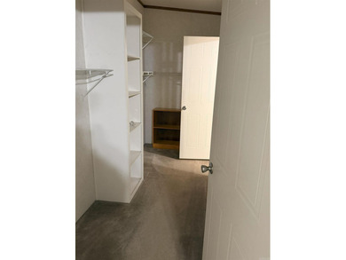 This beautiful home would be perfect for your forever home - photo 17