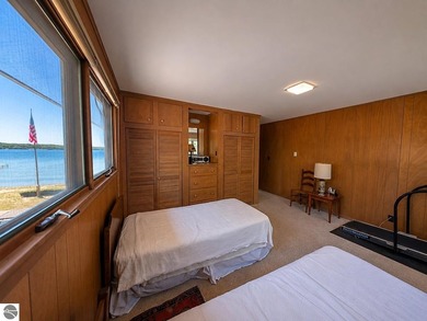 Enjoy the best of North Lake Leelanau living with 200 feet of - photo 27
