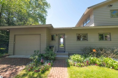 Enjoy the best of North Lake Leelanau living with 200 feet of - photo 34