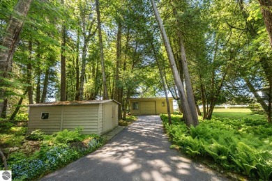 Enjoy the best of North Lake Leelanau living with 200 feet of - photo 36