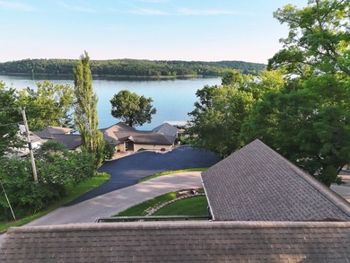 Welcome to your Table Rock Lake getaway--where breathtaking lake - photo 44