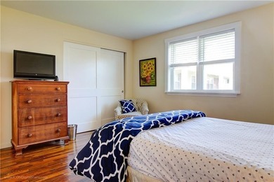 Unbeatable Newport Value: Rare 2-Story Townhouse in Desirable - photo 13