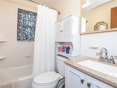 Unbeatable Newport Value: Rare 2-Story Townhouse in Desirable - photo 15