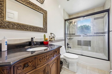 Stunning 5-bedroom, 3.5-bathroom Colonial situated on an - photo 19