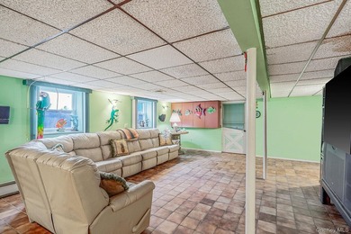 Welcome to 138 River Road, Shirley - a beautifully maintained - photo 23