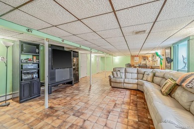 Welcome to 138 River Road, Shirley - a beautifully maintained - photo 24