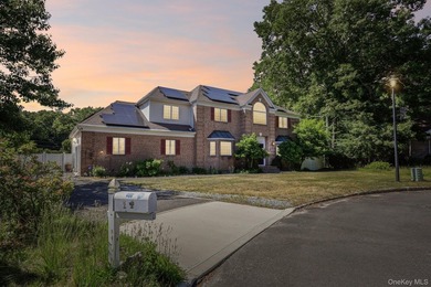 Stunning 5-bedroom, 3.5-bathroom Colonial situated on an - photo 27