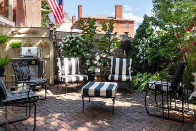 Originally built circa 1815 Federal, Strawbery Court is one of - photo 31