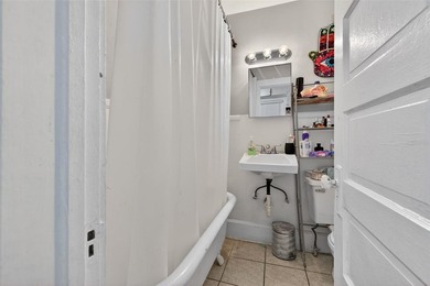 SIX UNIT PLUS FOUR GARAGE BAY cash flowing and investment - photo 34