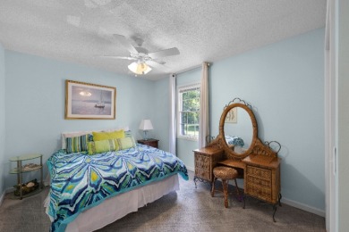 WATERFRONT CONDO TOP FLOOR - photo 26