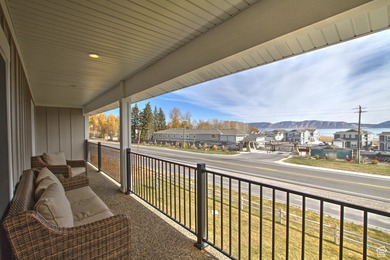 New Price, make the move to Bear Lake. This end double inits - photo 5