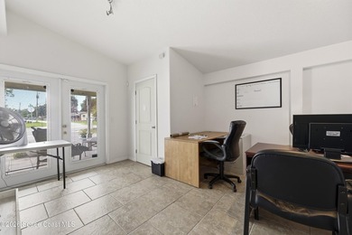 Exceptional opportunity with excellent visibility on approx. 1 - photo 18