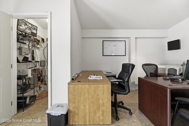 Exceptional opportunity with excellent visibility on approx. 1 - photo 20