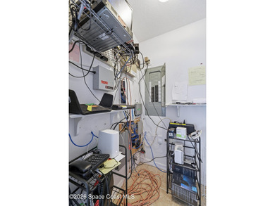 Exceptional opportunity with excellent visibility on approx. 1 - photo 21