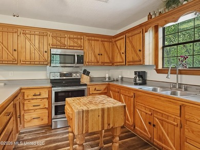 Escape to your own private retreat on beautiful Tallahala Creek - photo 27