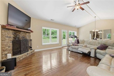 Nestled on a private lot in the quiet Lake Allatoona community - photo 9