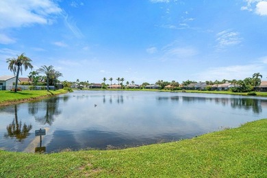Charming guard gated community in East Boca, 1 1/2 miles to - photo 41
