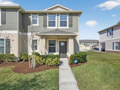 Lake Tohopekaliga Townhome/Townhouse For Sale in Kissimmee Florida