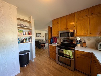 Beautiful 2-bedroom 2 bath home with approximately 400 feet of - photo 11