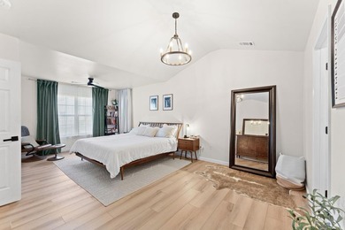 This is a beautifully maintained 4-bedroom, 2-bath home situated - photo 11