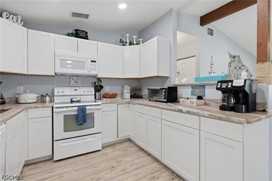 This is a Short Sale subject to 3rd party approval. Spacious - photo 11
