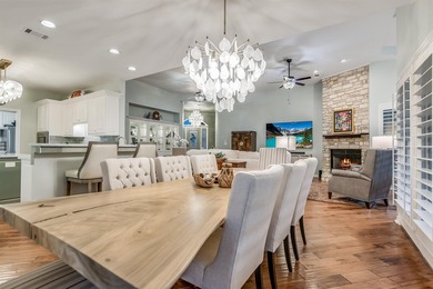 Tucked into the heart of Horseshoe Bay, this beautifully updated - photo 11
