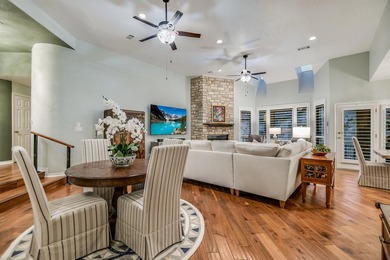 Tucked into the heart of Horseshoe Bay, this beautifully updated - photo 14