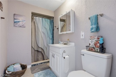 This is a Short Sale subject to 3rd party approval. Spacious - photo 15