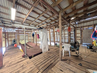 Beautiful 2-bedroom 2 bath home with approximately 400 feet of - photo 20