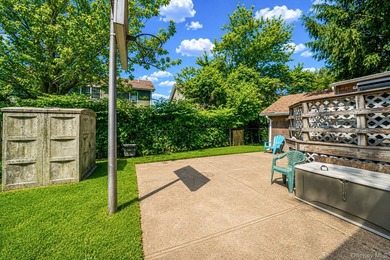 Welcome to this charming 2-bedroom, 2-bath home offering - photo 20